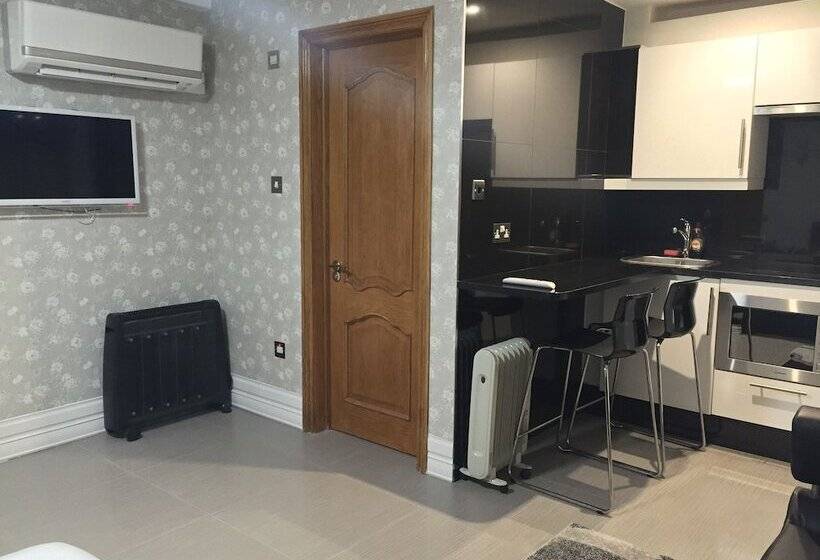 Paddington Apartments