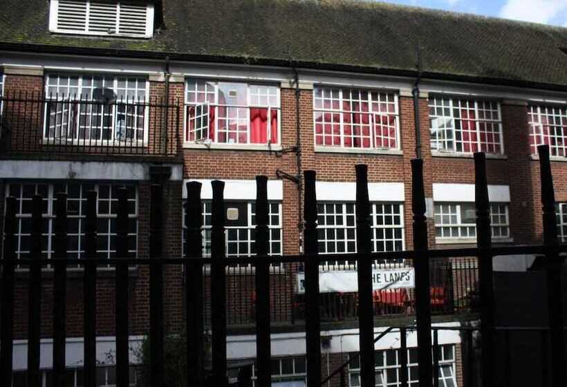 호스텔 Rock N Bowl