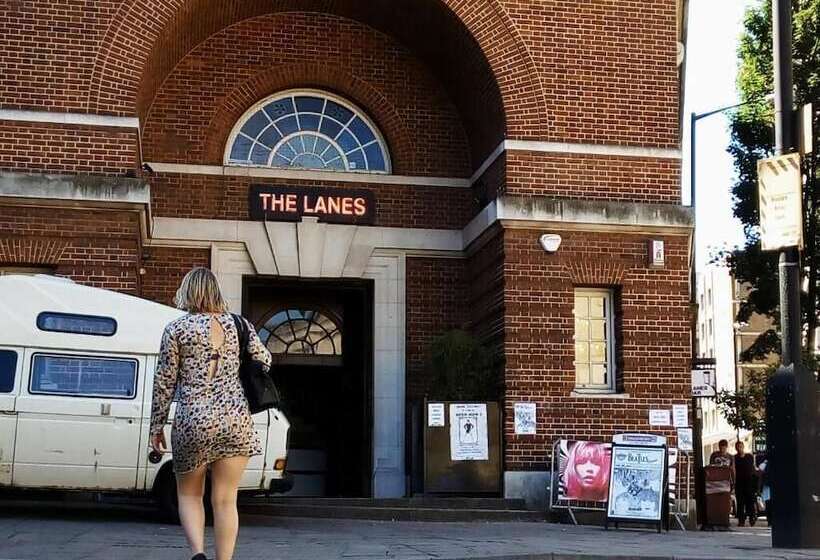 호스텔 Rock N Bowl