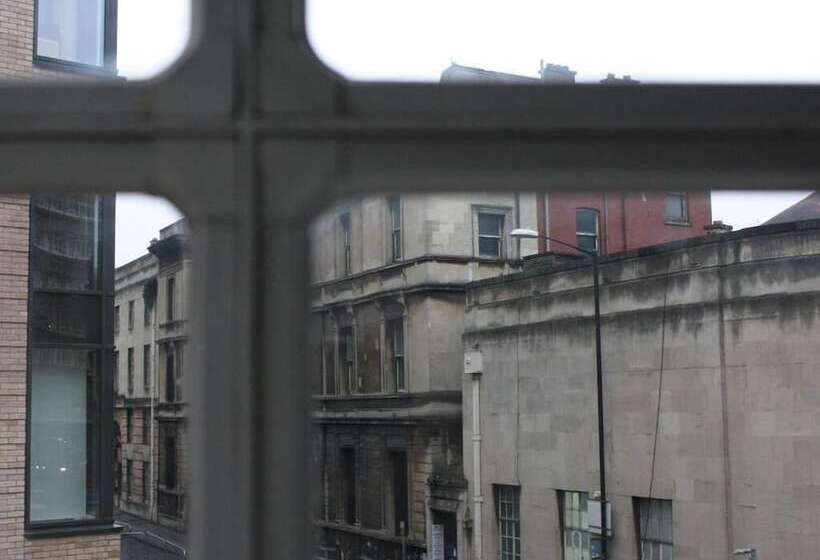 호스텔 Rock N Bowl