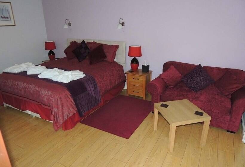 The Manor Coach House