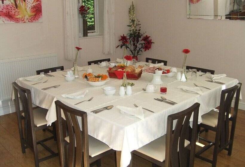 The Manor Coach House