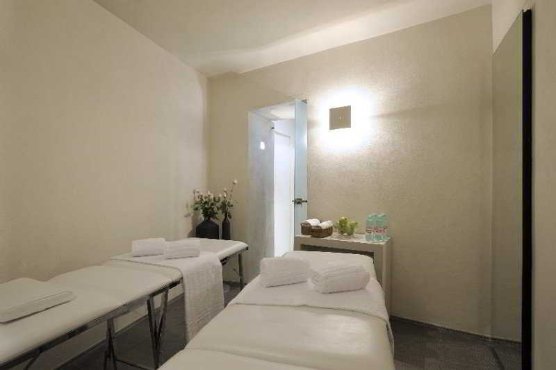 Trevi Palace Luxury Inn