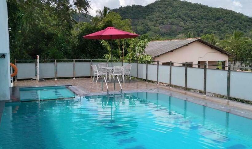 Hotel Green View Buttala