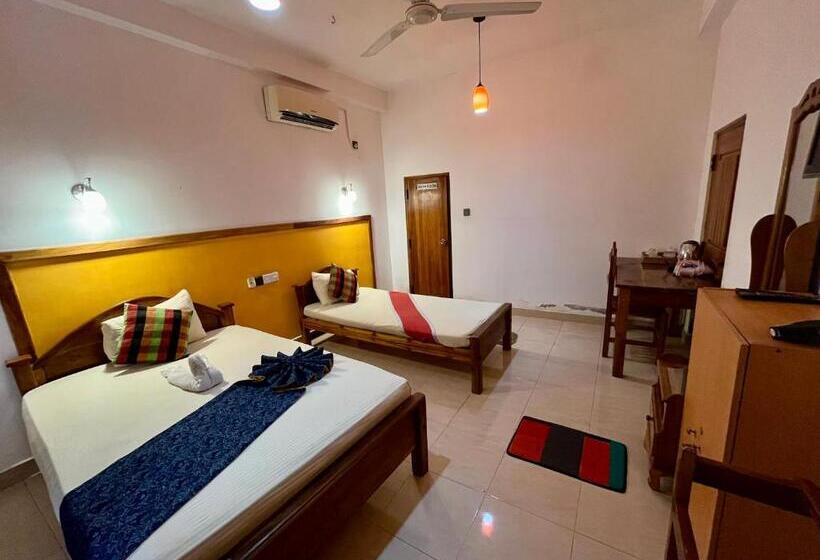 Hotel Green View Buttala