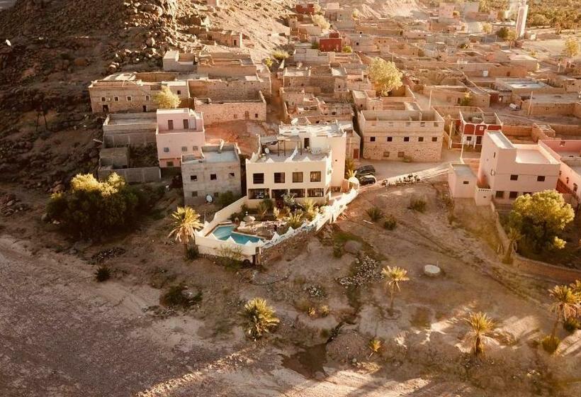 مبيت وإفطار Riad Hiba