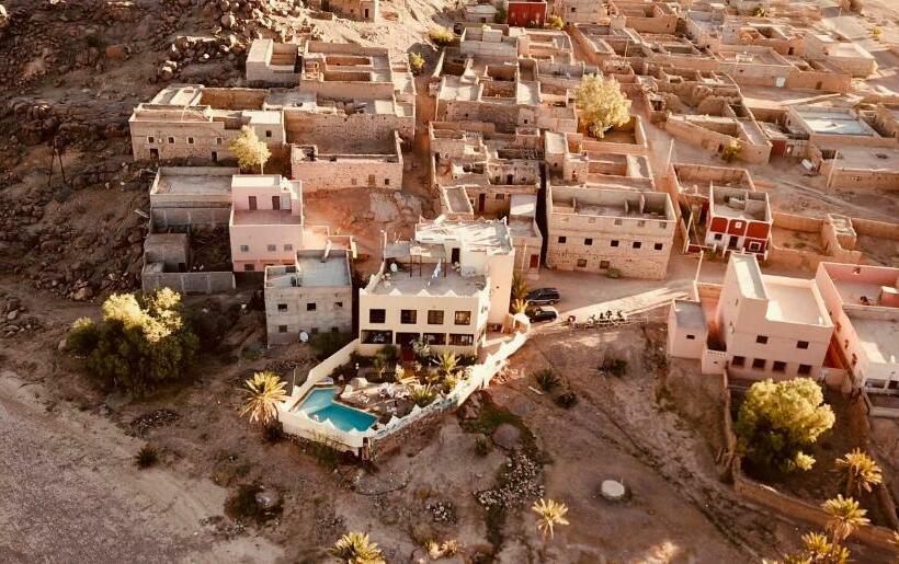 مبيت وإفطار Riad Hiba