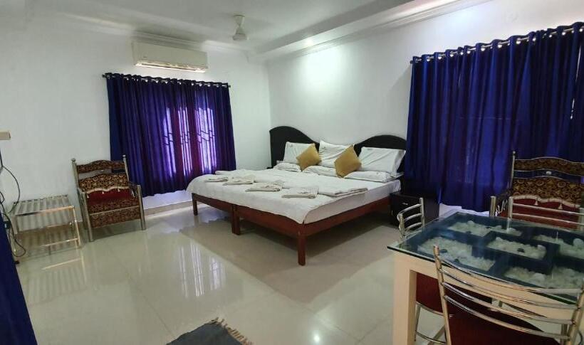 هتل Indraprastha Tourist Home