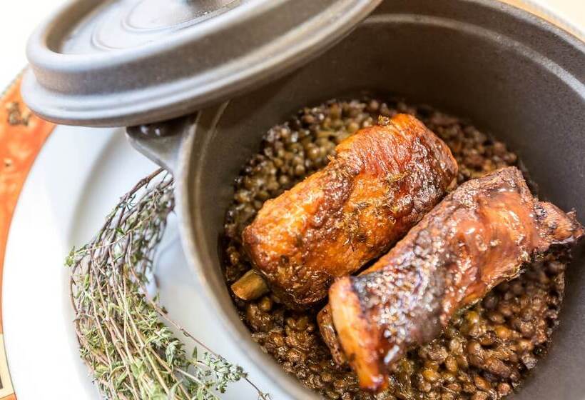 ホテル Logis Hôtel De L Avenue