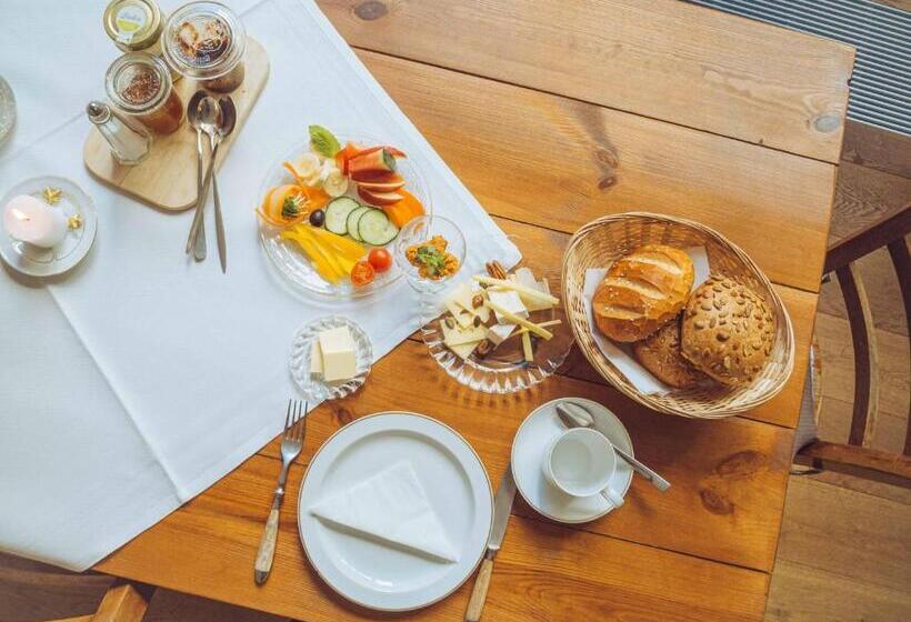 酒店 Schloss Raitenbuch