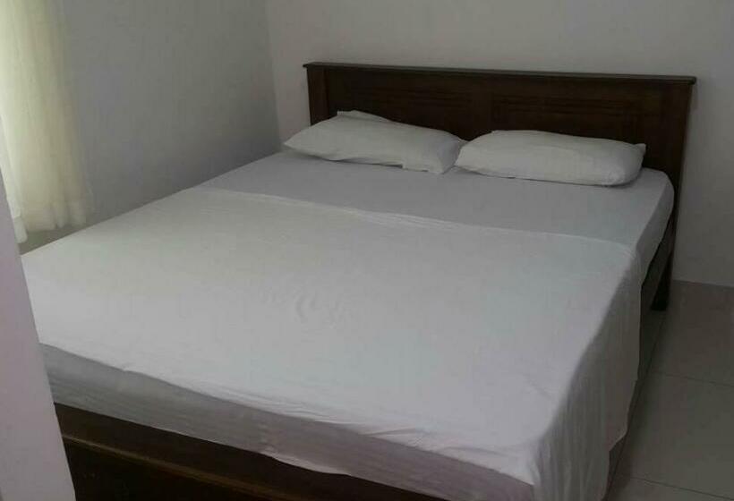 بنسيون Himo Guest Inn