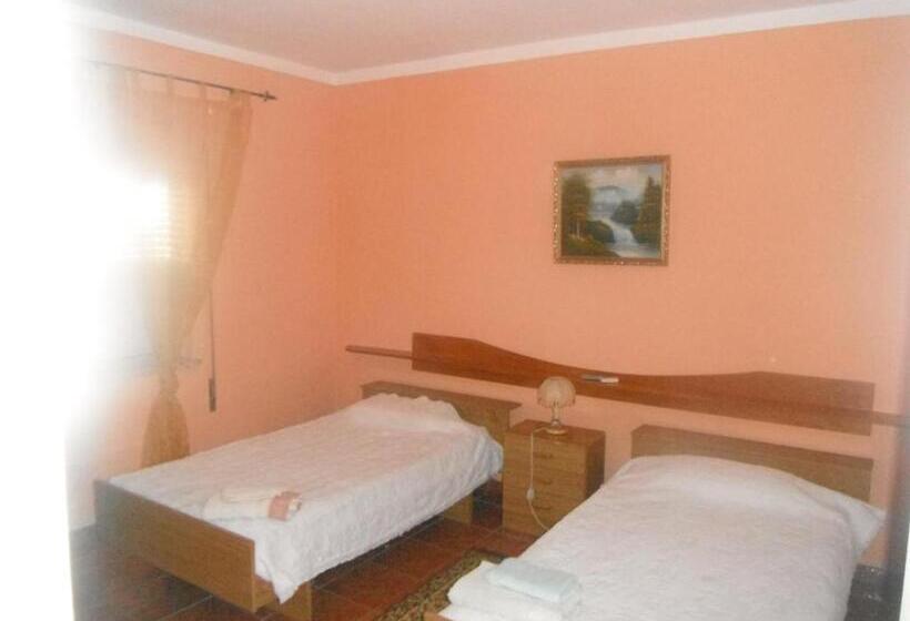 Пансион Nefama Pensao