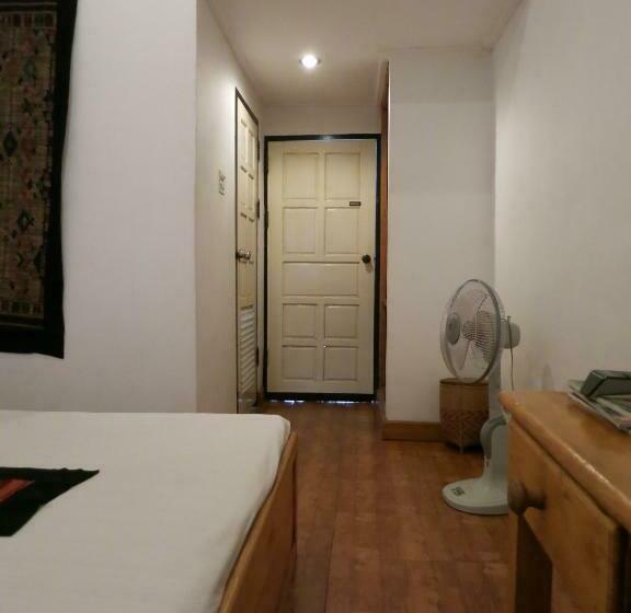 بنسيون The Hillside Residence