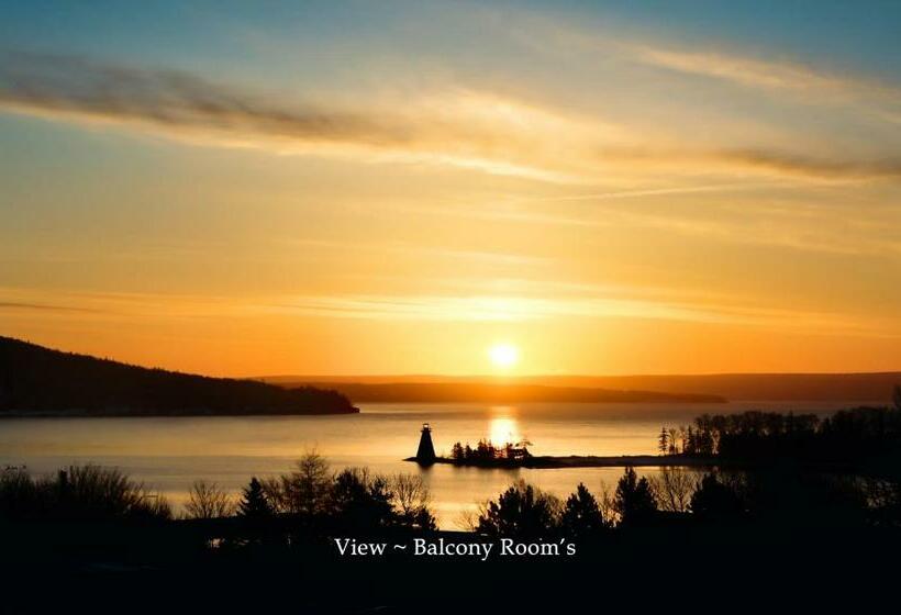 Telegraph House Motel