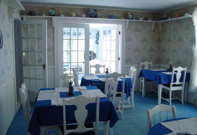 فندق صغير The Olde Village Inn