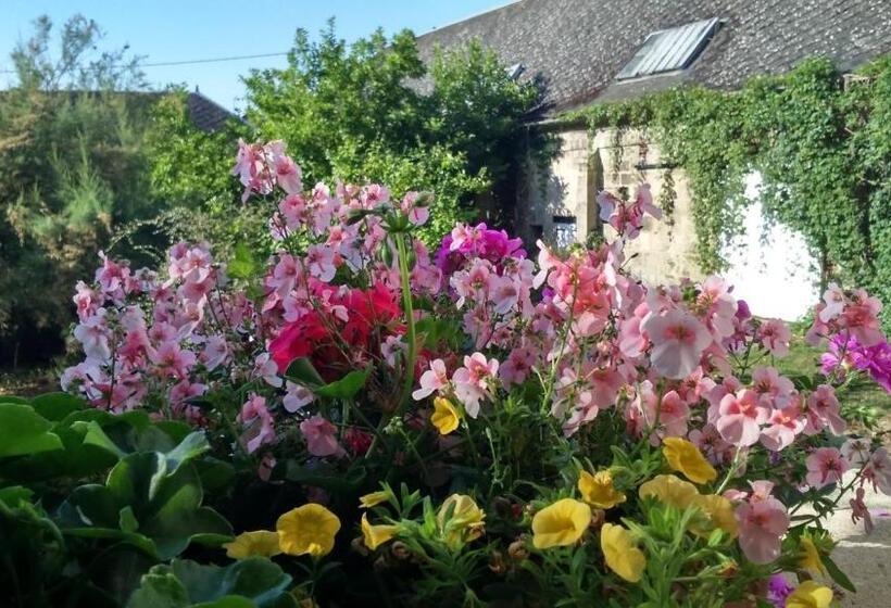 민박 Le Manoir De Crisolles