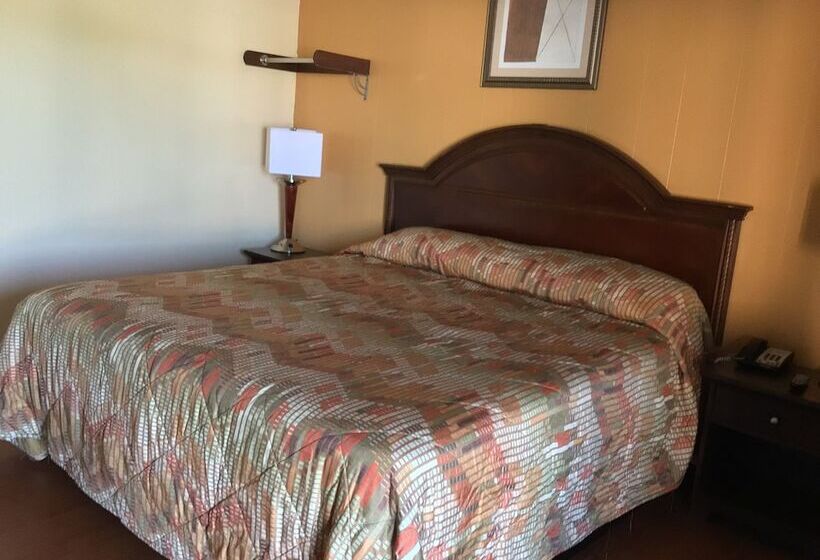 מוטל Skyland Inn   Bristol