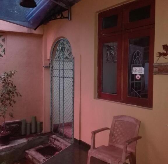 ペンション Lanka Peter S House