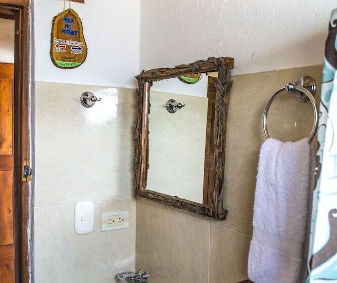 פנסיון Monte Verde Cabañas & Camping