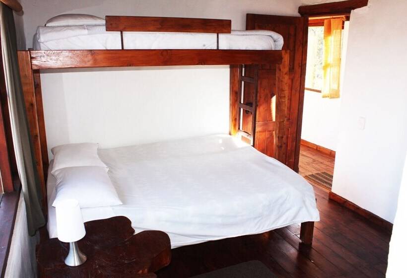 פנסיון Monte Verde Cabañas & Camping