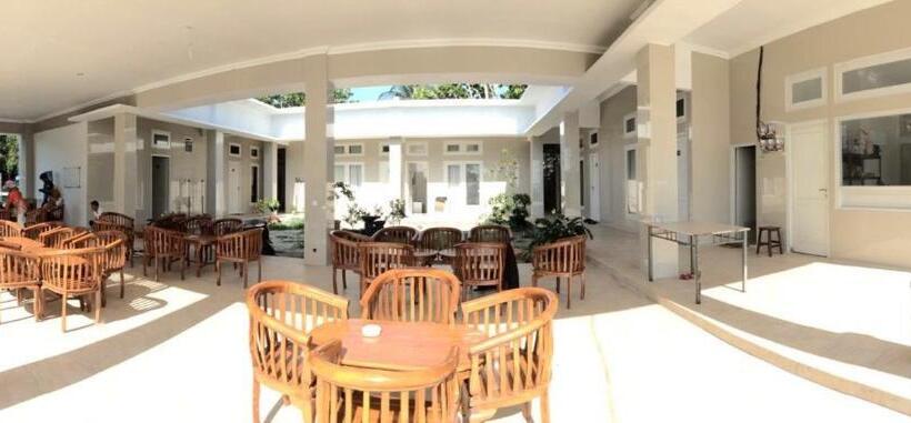 פנסיון Royal Mermaid