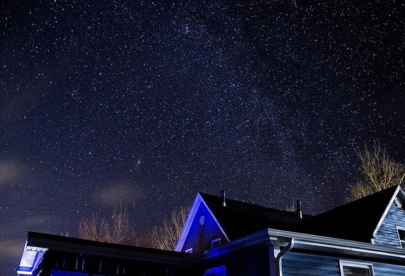 Seaweed And Sod Farm Bed & Breakfast