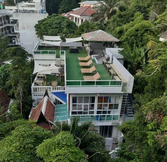 هتل Entropy Apartment