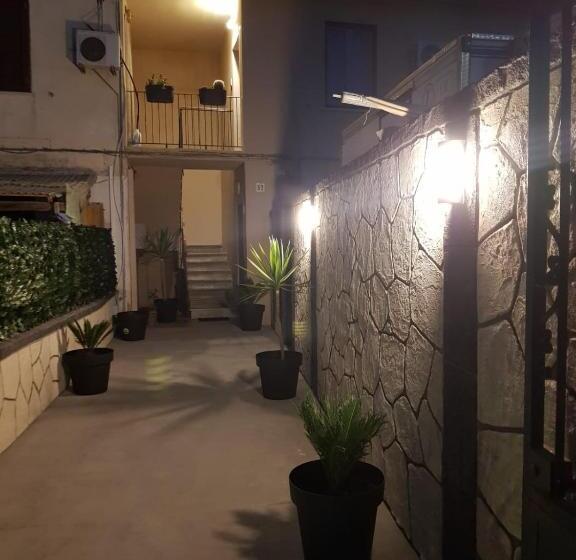 بنسيون Th Luxury Fly