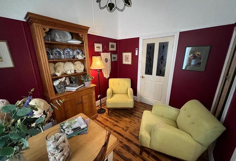 צימר Ivy May Cottage