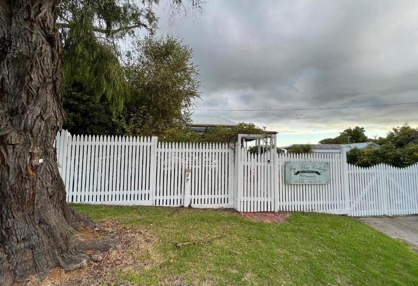 צימר Ivy May Cottage