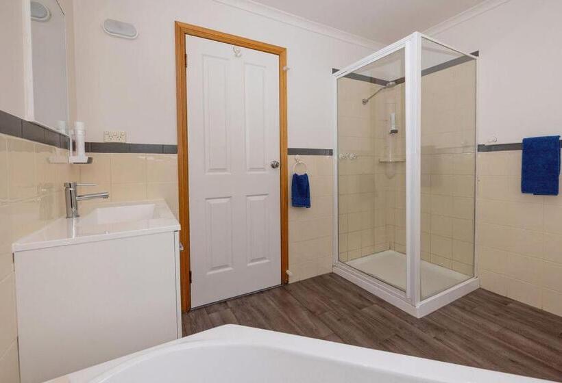 Kitty S Cottages   Managed By Big4 Strahan Holiday Retreat