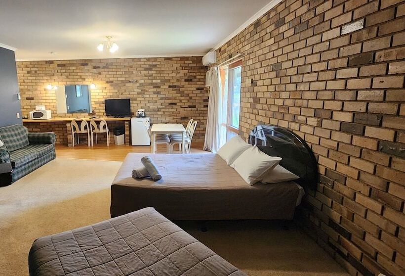 מוטל Magdala Motor Lodge & Lakeside Restaurant