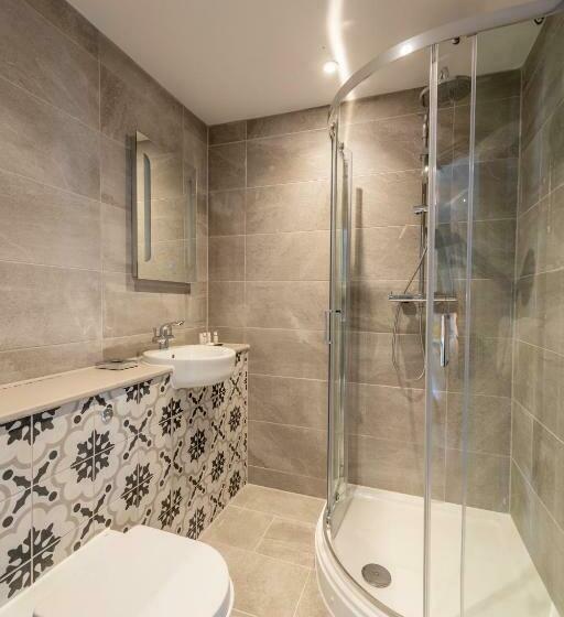 فندق صغير Inn On The Shore