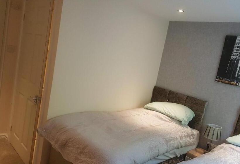 فندق صغير The Plough Inn