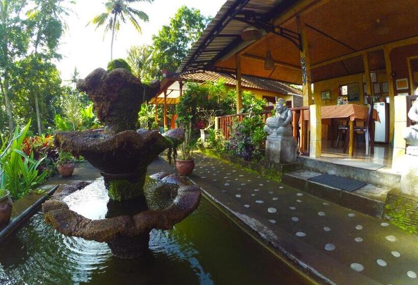 بنسيون Pondok Batur Indah Homestay Karangasem