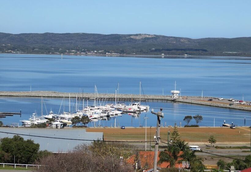 Albany Motel & Apartments