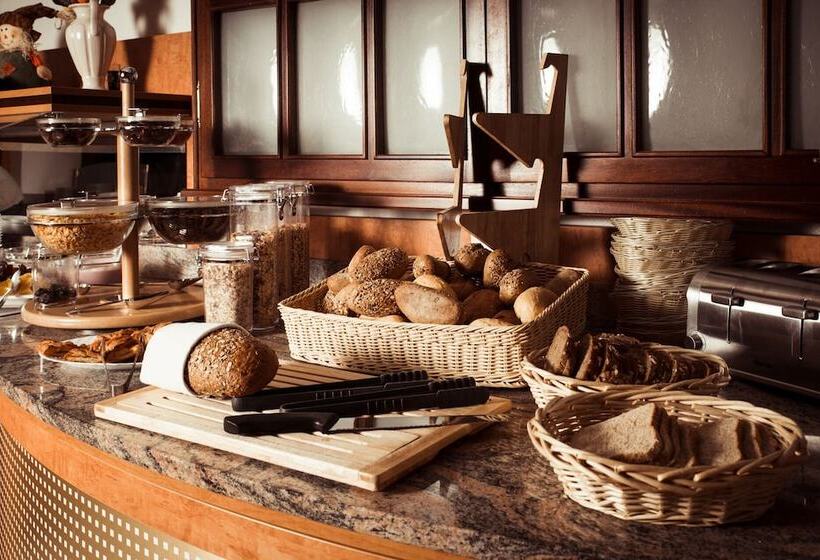 Aparthotel Astro   Nichtraucher