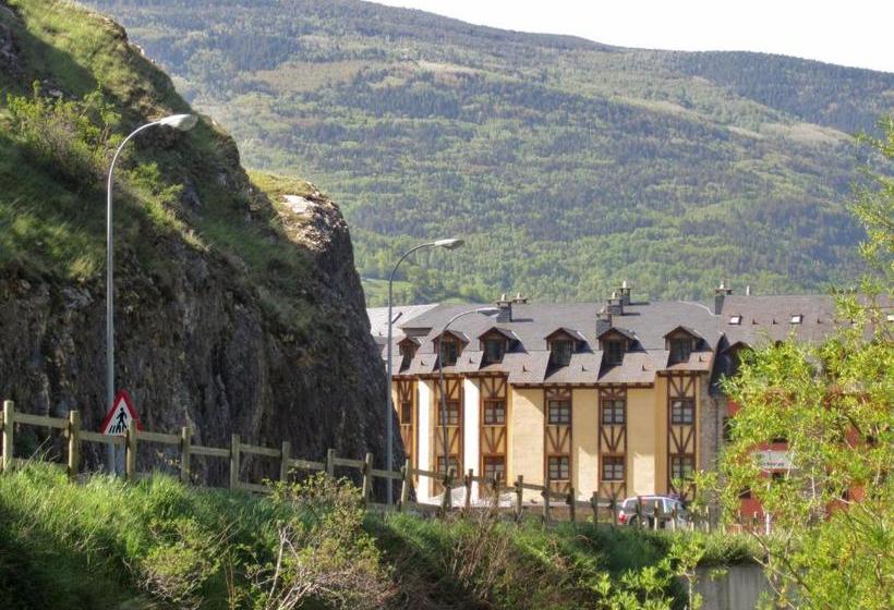 San Marsial Benasque Apartamentos Y