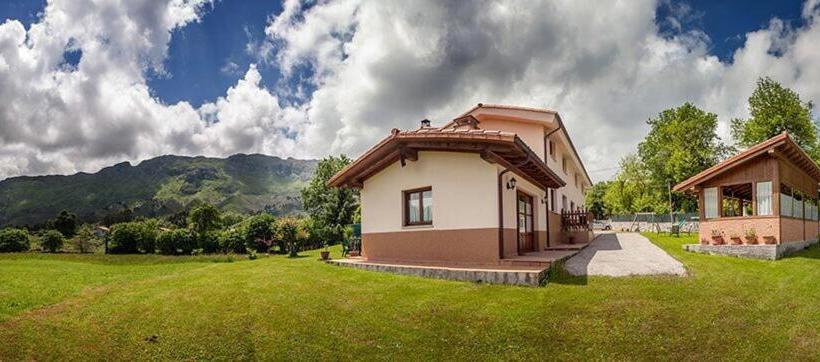 Apartamentos El Pradón De Santa Marina