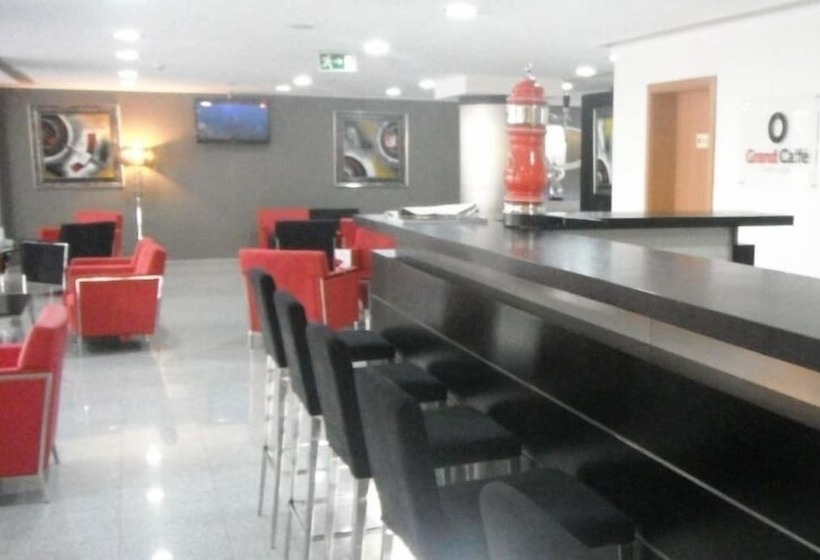 Aparthotel Tropicana