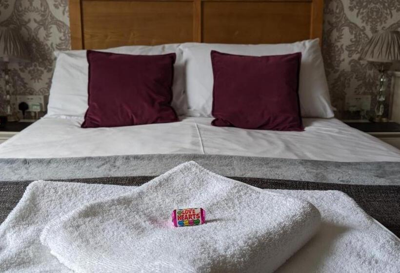 مبيت وإفطار Alexander Lodge