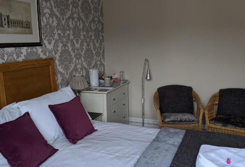 مبيت وإفطار Alexander Lodge