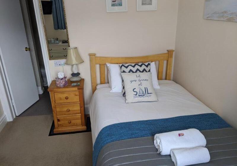 مبيت وإفطار Alexander Lodge