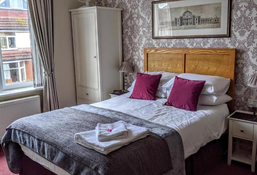 مبيت وإفطار Alexander Lodge