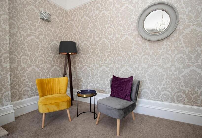 צימר Lynwood House