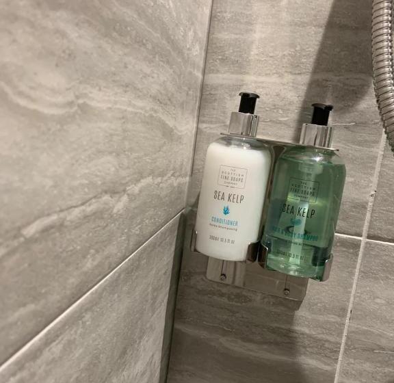 צימר Lynwood House