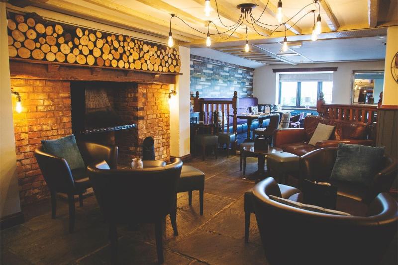 تختخواب و صبحانه The Throckmorton