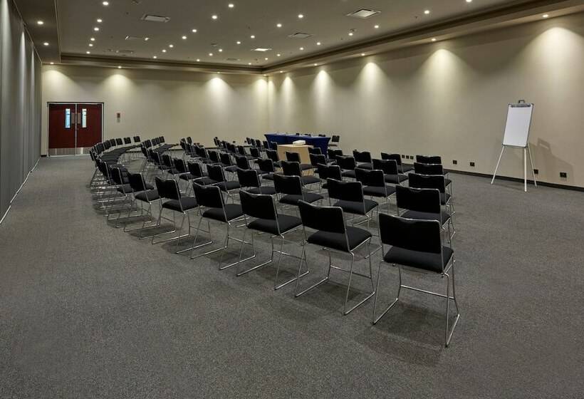 City Express By Marriott Suites Toluca