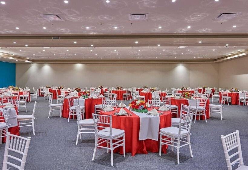 City Express By Marriott Suites Toluca