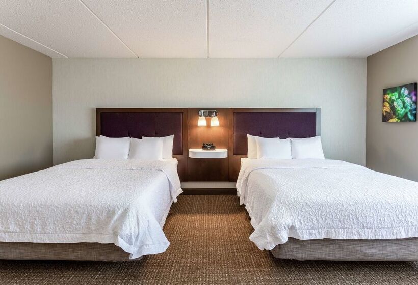 Hampton Inn & Suites Chicagolibertyville